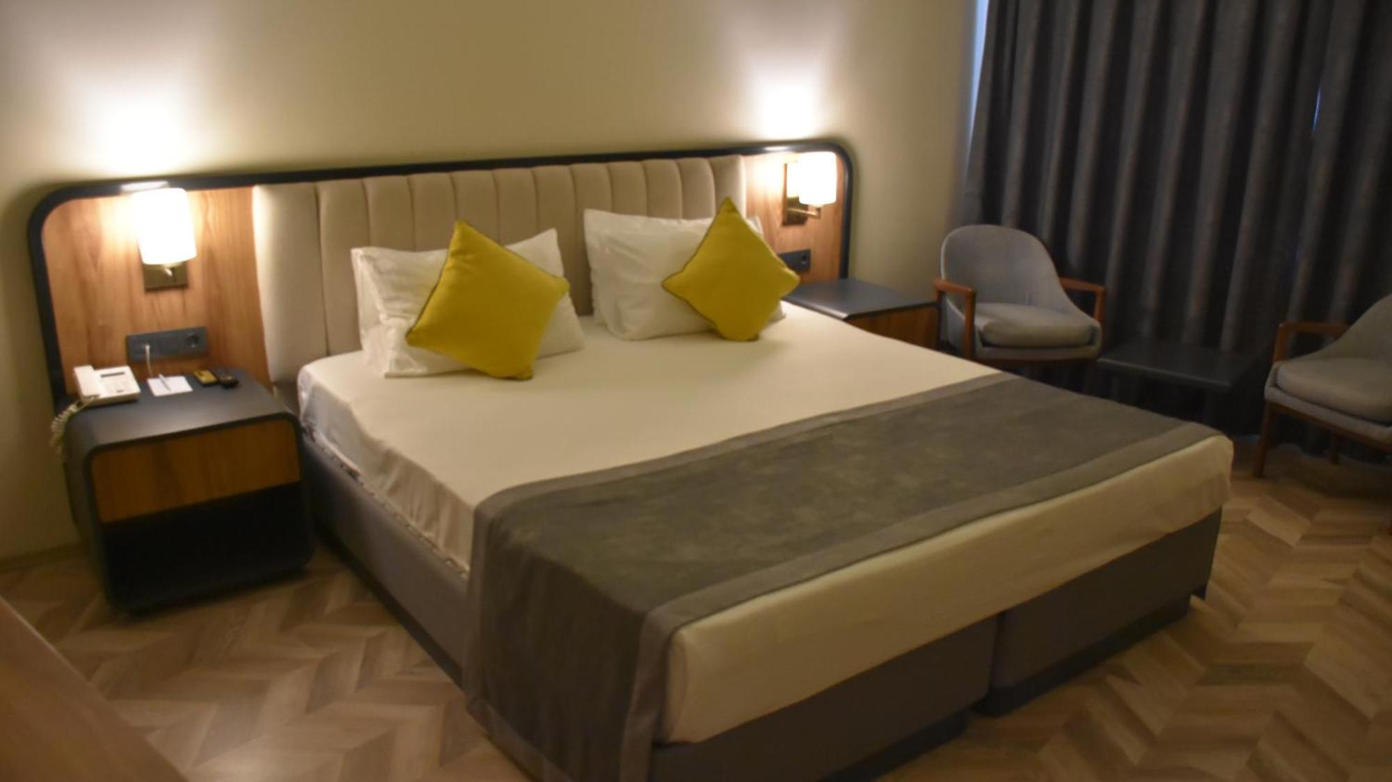 Hotel Uk 4*