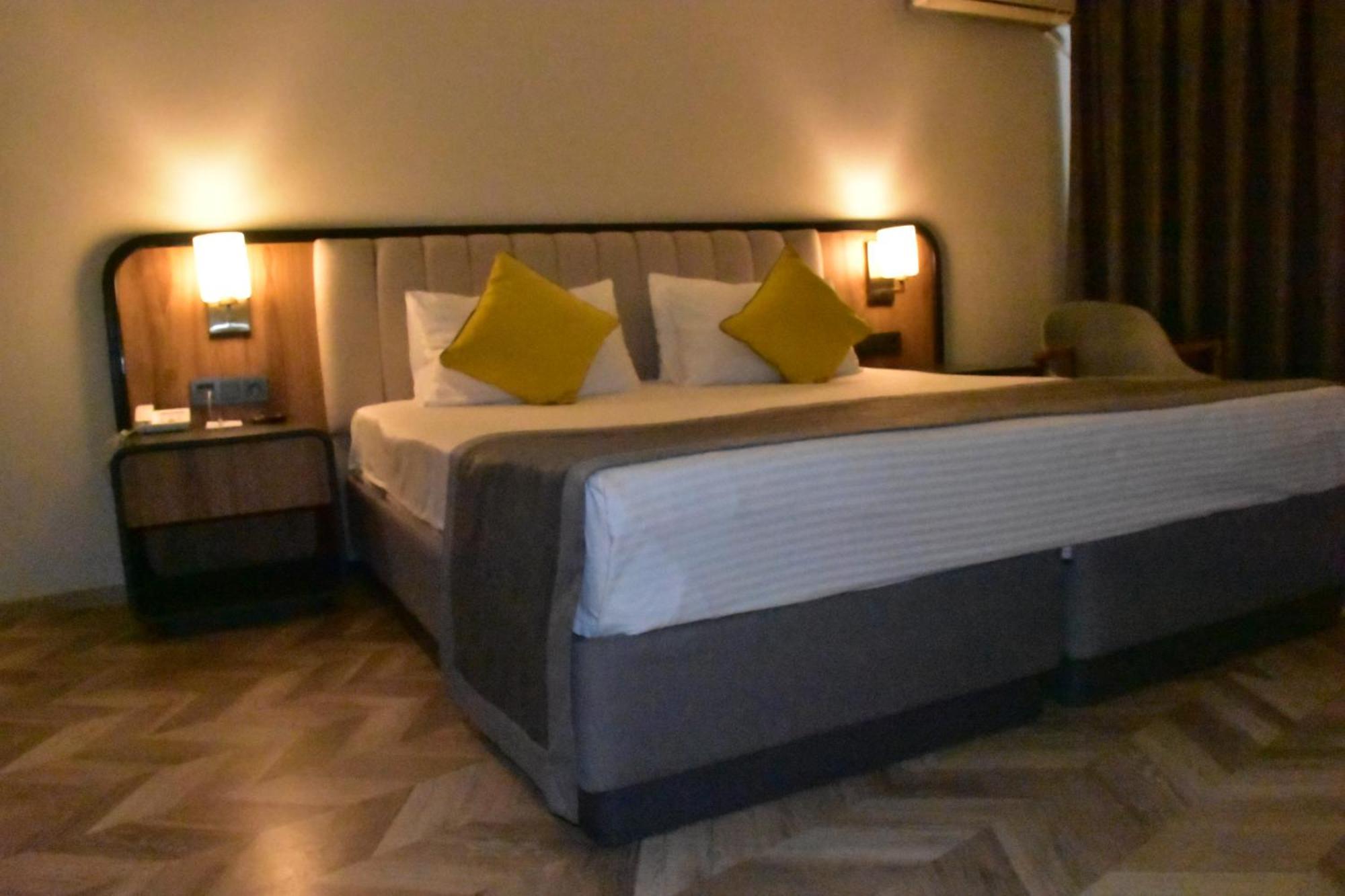 Uk Hotel Ankara
